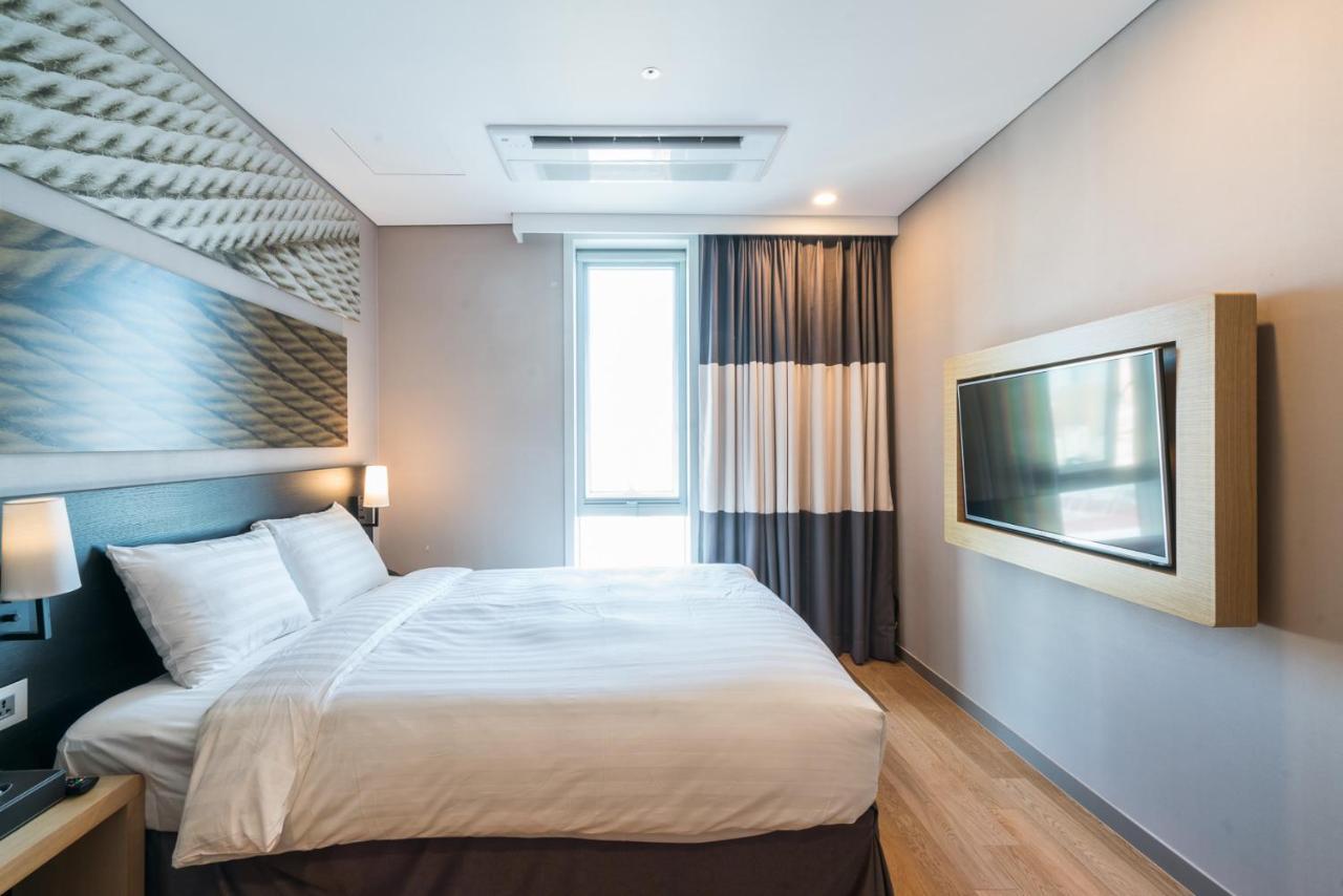 Ibis Ambassador Busan Haeundae Exterior foto